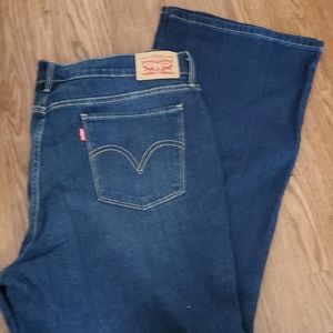 Nwot women's Levi jeans